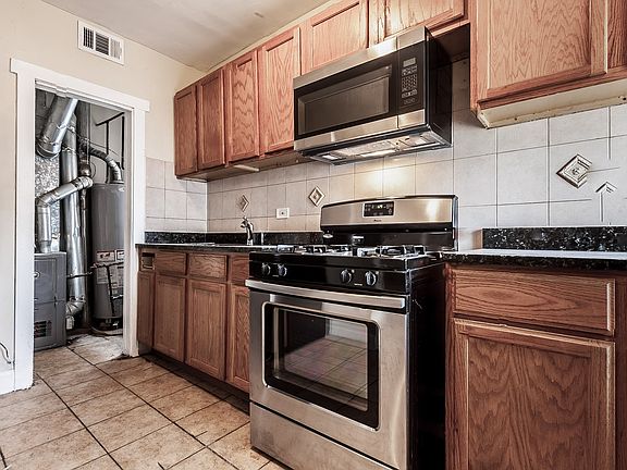 4th image of 5642-5644 S Calumet Ave #5644-2S