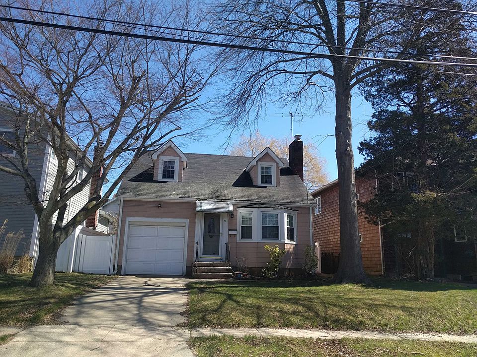 1st image of 231 Juanita Ave