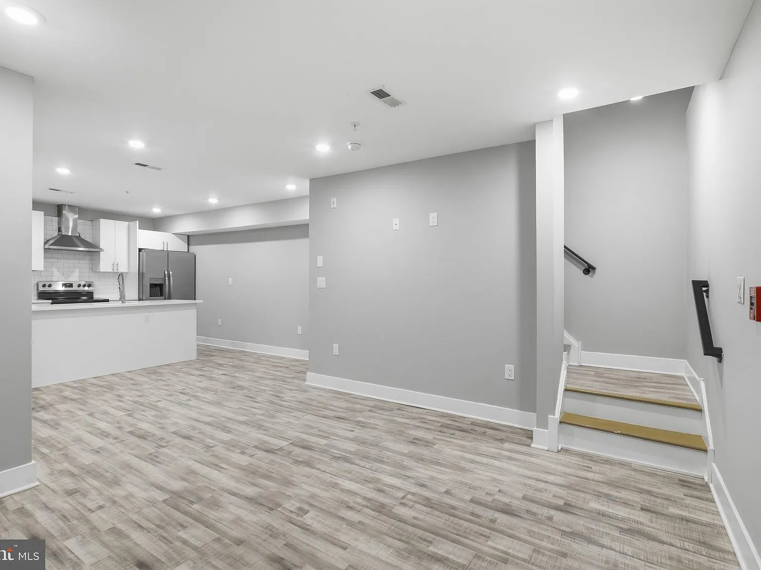2 bed, $1,550 — Photo 1