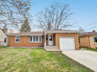 1600 S Ridge Rd, Green Bay, WI 54304