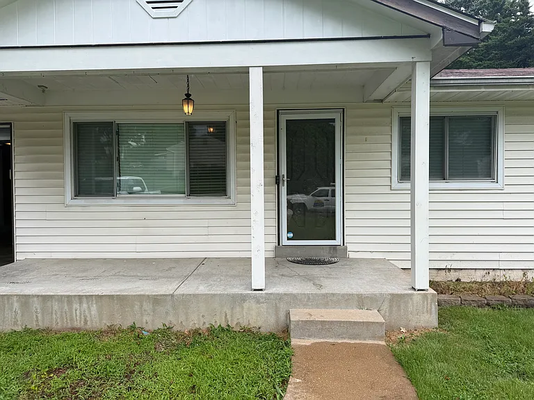 10233 Florinda Dr — Photo 4