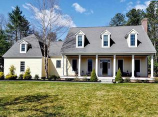 11 Estate Dr, Exeter, RI 02822