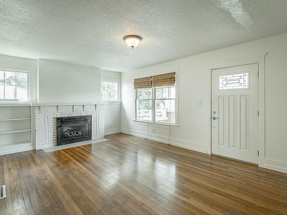 5th image of 1115 Westwood Ave