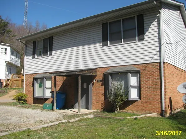 3452 Yellow Mountain Rd SE, Roanoke, VA 24014