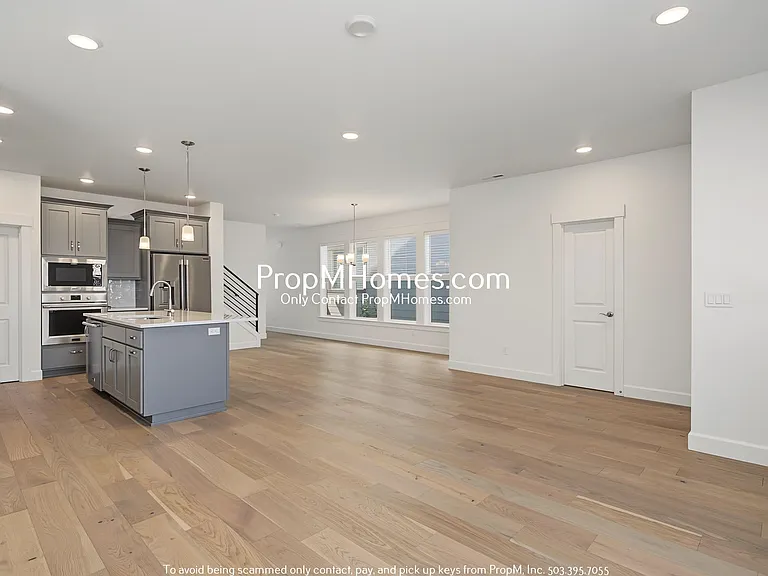 3614 SE Nebula Ln — Photo 5