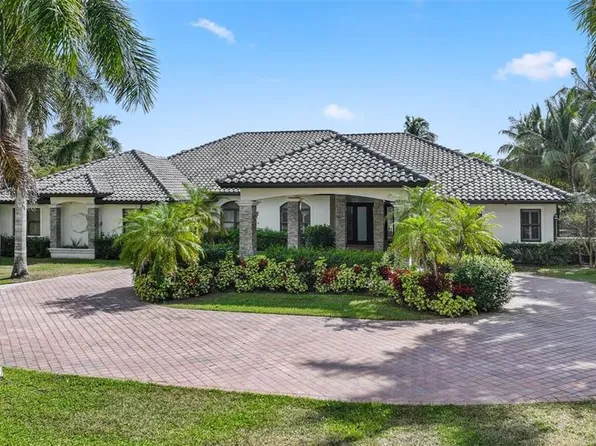 10630 El Caballo Ct, Delray Beach, FL 33446