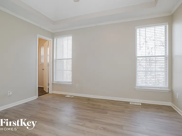 1106 Park Dr — Photo 6