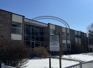 3940 Jackman Rd #B, Toledo, OH 43612