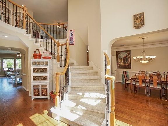 5th image of 3807 Rosewater Ct