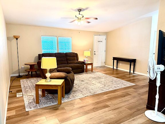 5th image of 860 E Grangeville Boulevard #92