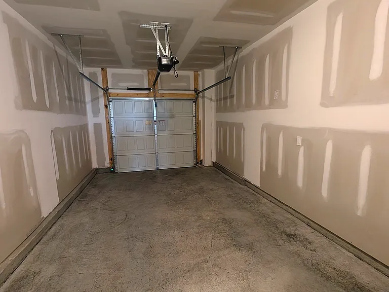 1662 Hallview Ct — Photo 16