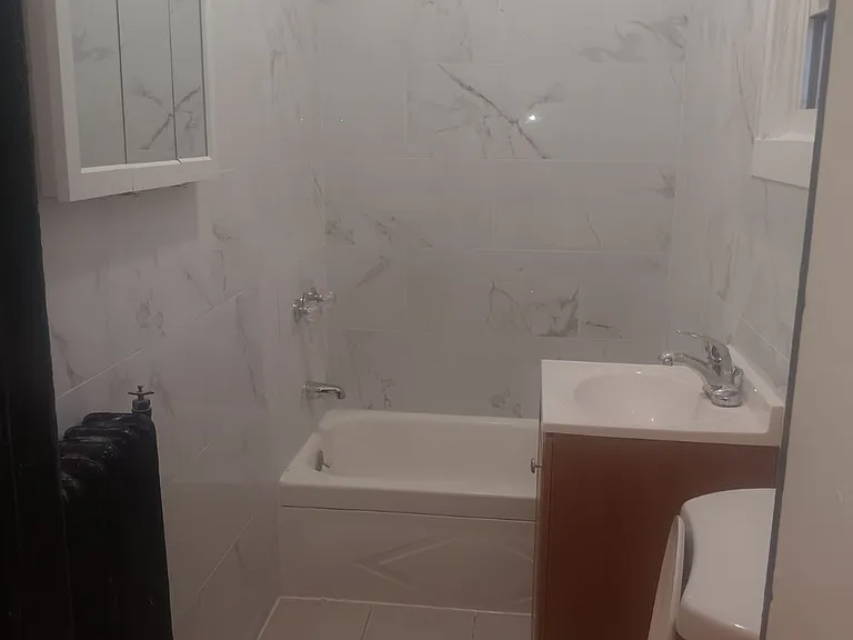 3081 Decatur Ave #3 — Photo 1