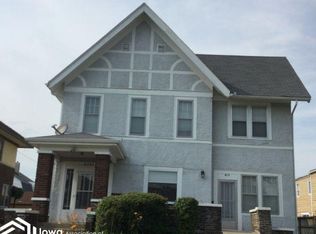 615 W Main St, Marshalltown, IA 50158