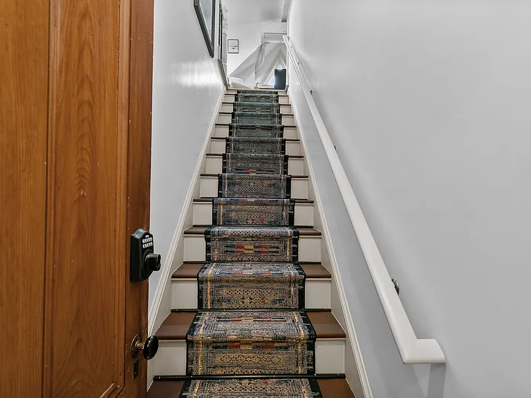 358 Broadway St #4 — Photo 2