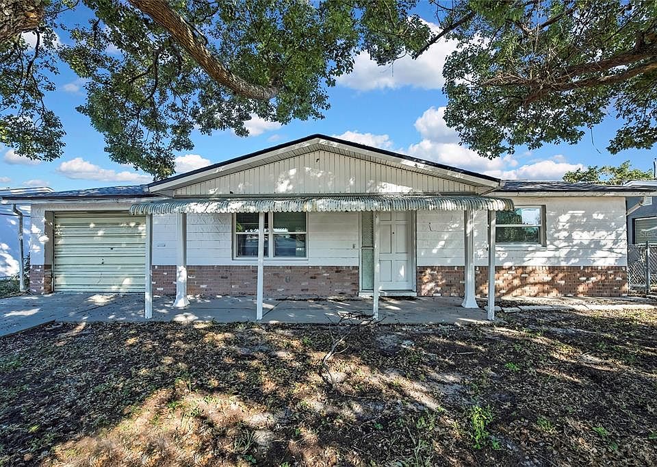 1st image of 4841 Manor Dr