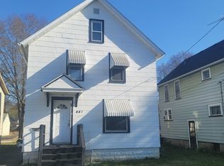 441 N View St, Aurora, IL 60506