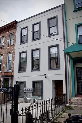 Rented by Brown Harris Stevens | media 21