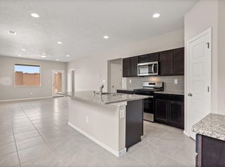 10671 Savoya Ln SW, Albuquerque, NM 87121