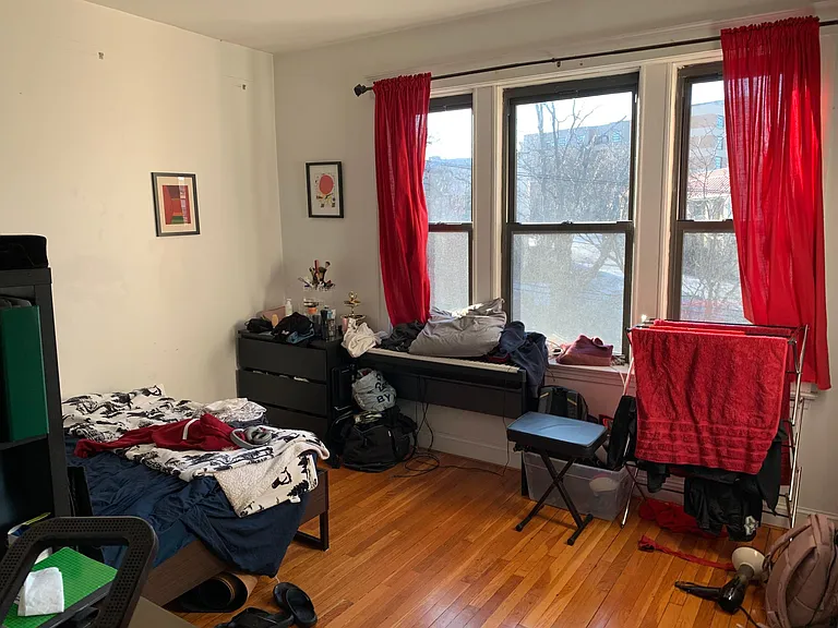 37 Egremont Rd #4 — Photo 10
