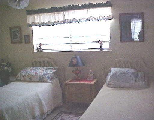 5th image of 102 VASSAR LANE #19