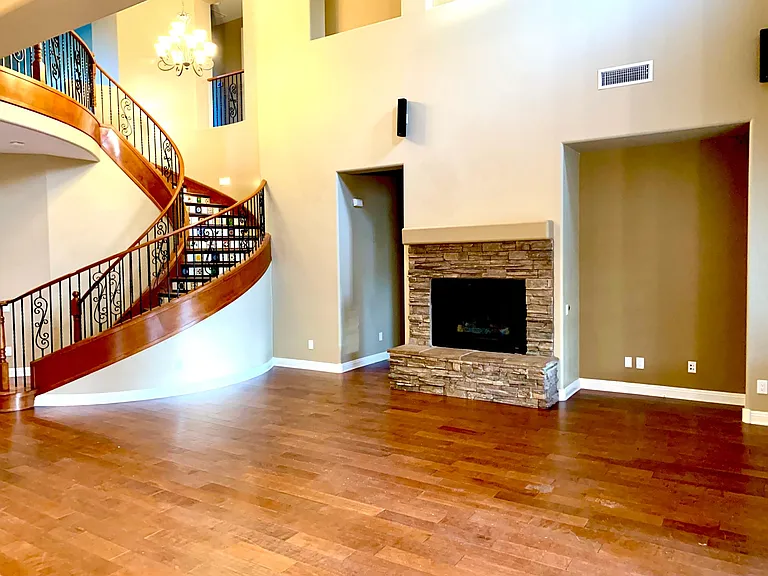 3927 E Rockingham Rd — Photo 8