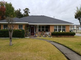 3649 12th St, Port Arthur, TX 77642