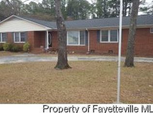 526 Brock Rd, Raeford, NC 28376