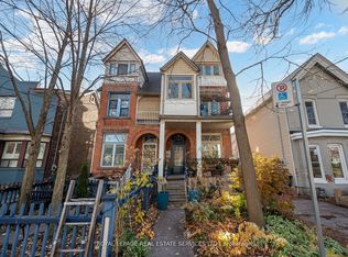 27 Bank St #C01, Toronto, ON M6K 1R4