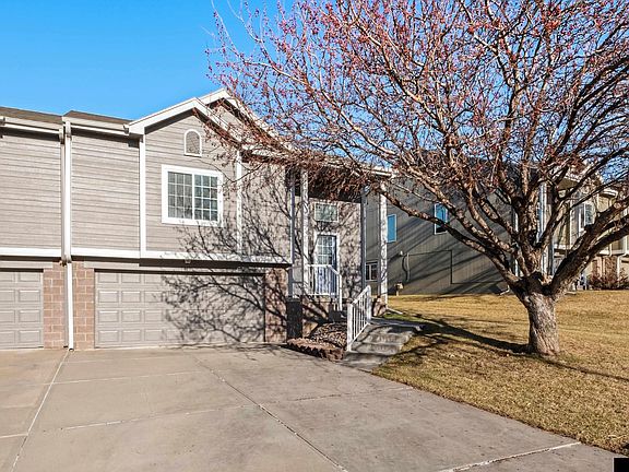 2nd image of 1018 Gold Coast Rd