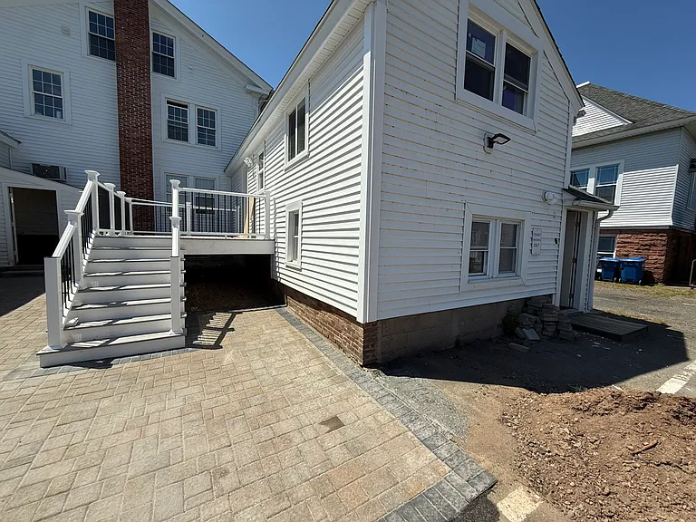 159 Broad St #A — Photo 10