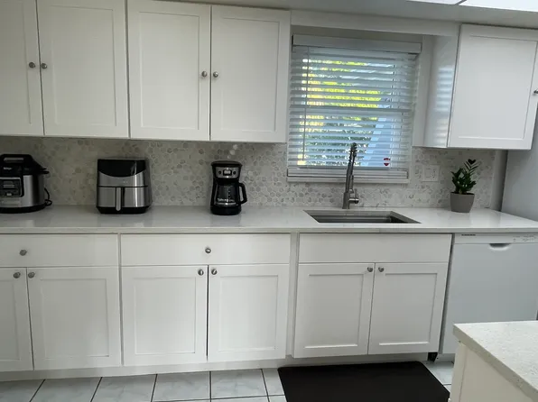 127 Highview Ave, Lehigh Acres, FL 33936