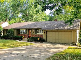 6115 W 85th St, Overland Park, KS 66207