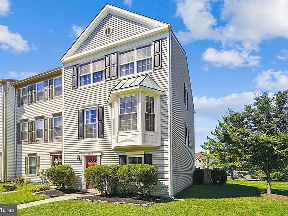 2nd image of 1500 Arcola Ct #1