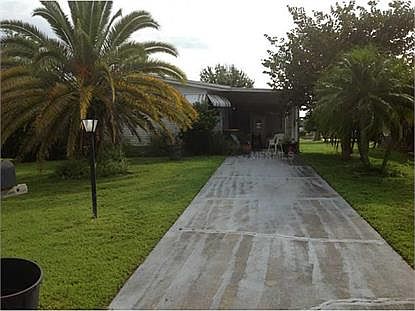 1st image of 2607 Salina Way