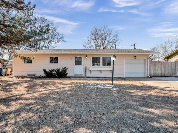 1317 Landon St, Hutchinson, KS 67501