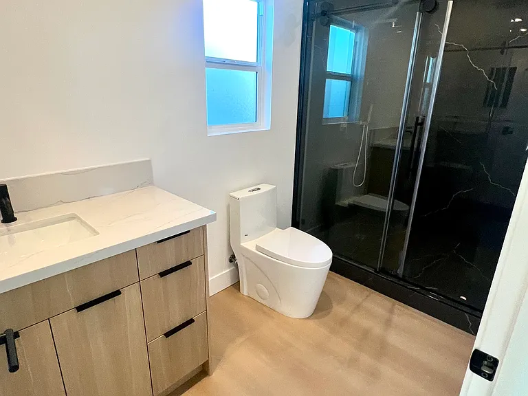 7724 Kyle St — Photo 13