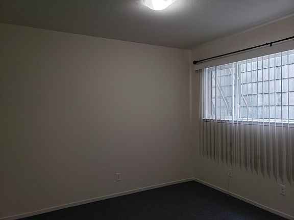 3rd image of 2518 Clement St #2