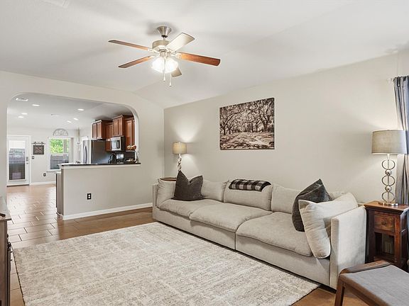 2nd image of 601 Allenscreek Way