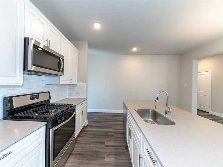 3712 Holley Ridge Way — Photo 4