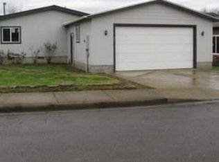 357 E Locust Ct, Yoncalla, OR 97499