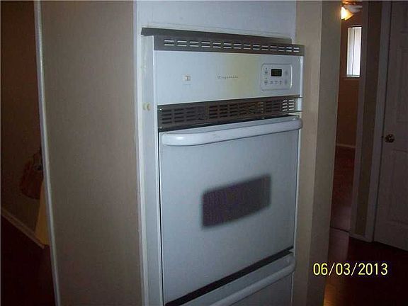 4th image of 4558 Francis Dr