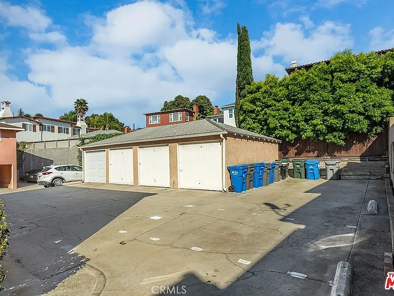 702 S Pacific Coast Hwy — Photo 14