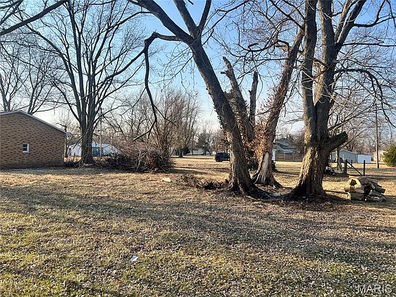 3rd image of W Main St