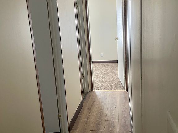 5th image of 302 Lee St