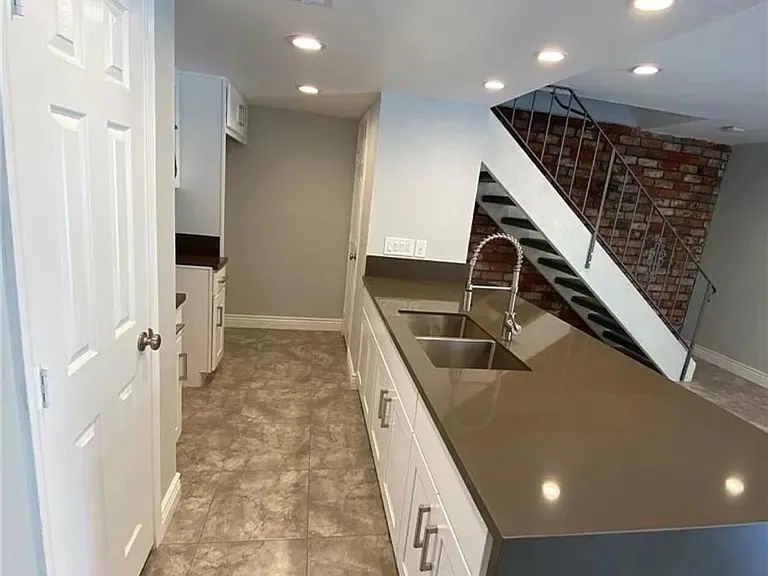 3457 Rainbow Ln — Photo 2