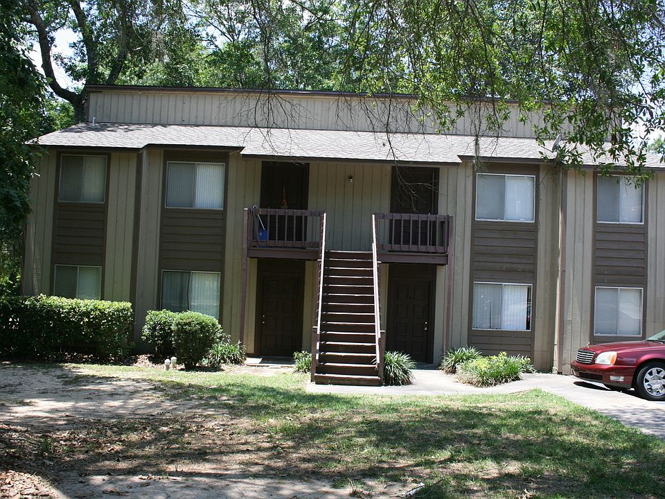 1st image of 1402 Lazy Brk APT D