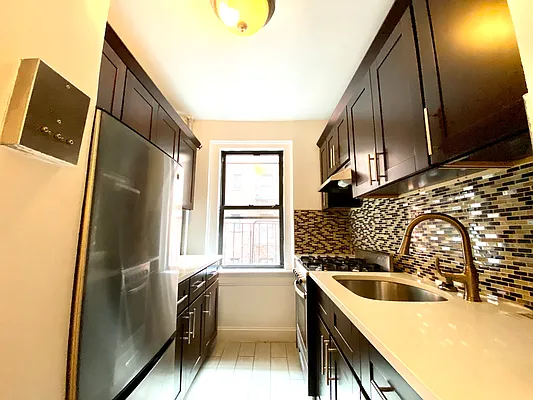 Rented by Compass | media 5