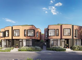 3218 Highland Blvd, North Vancouver, BC V7R2X3