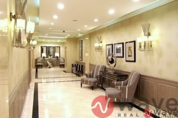 Rented by Wave Real Estate Group | media 34