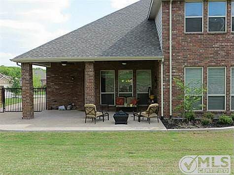 3rd image of 4805 Sangers Ct